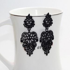 Sleek Black Boho Fashion Hollow Carved Earrings